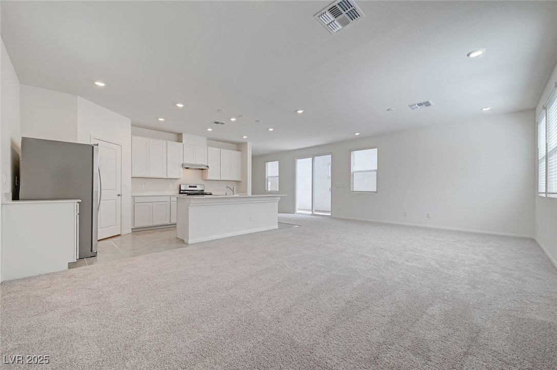 9121 Vesey Avenue Property Photo 11