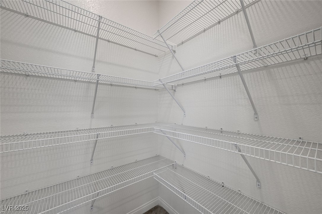 9121 Vesey Avenue Property Photo 18