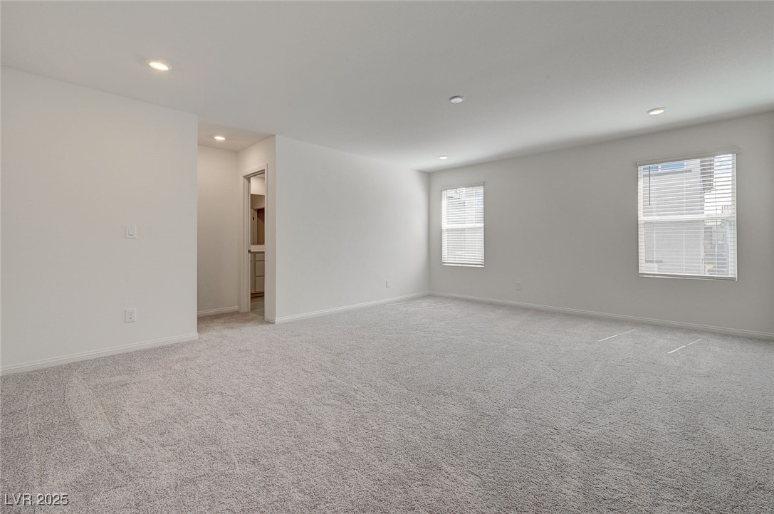9121 Vesey Avenue Property Photo 22