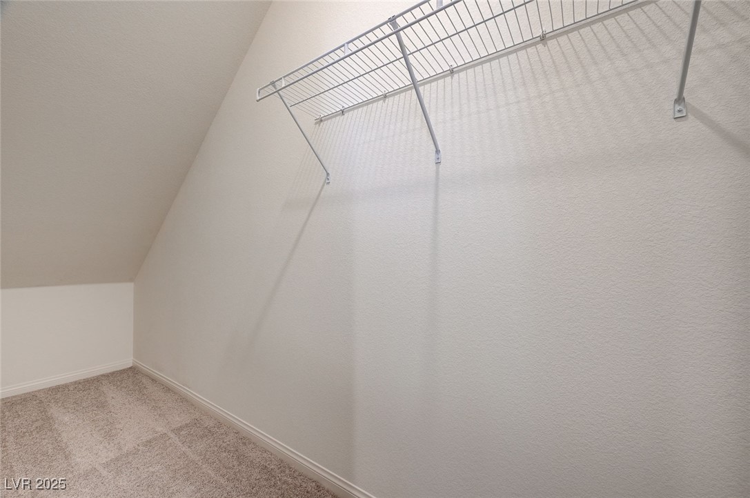 9121 Vesey Avenue Property Photo 34