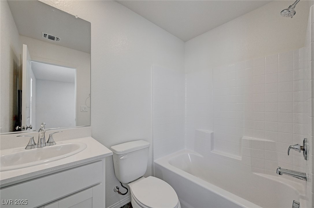 9121 Vesey Avenue Property Photo 36