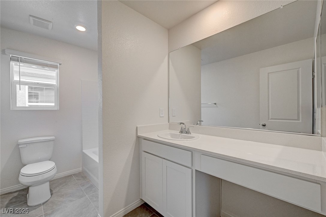 9121 Vesey Avenue Property Photo 37