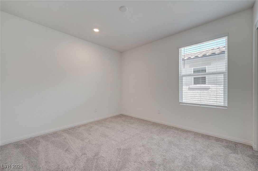 9121 Vesey Avenue Property Photo 40
