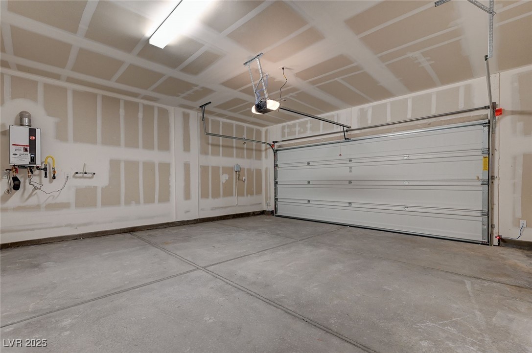 9121 Vesey Avenue Property Photo 45