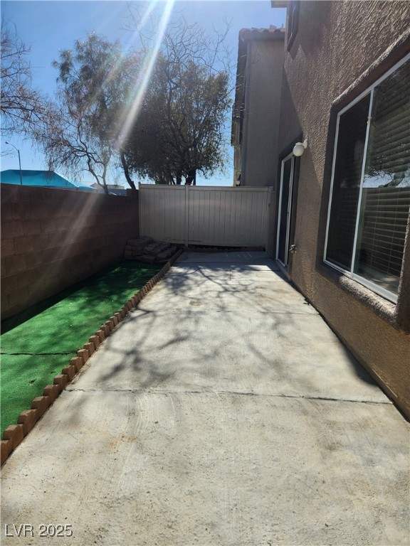 7380 Burnt Umber Street Property Photo 9