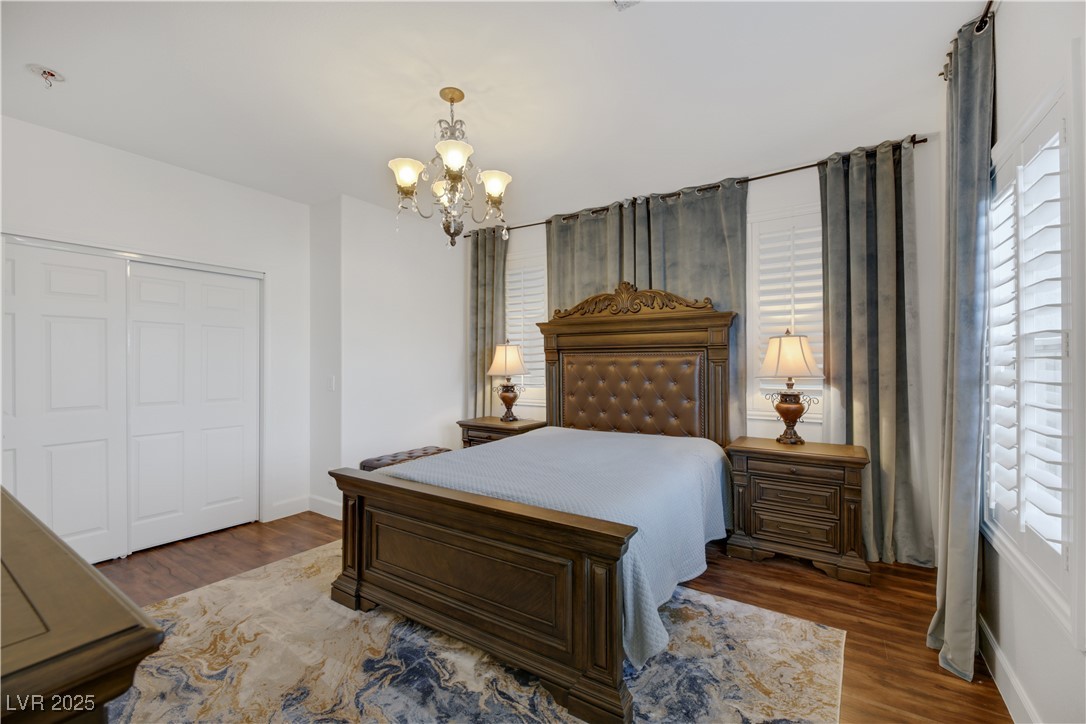 10779 Crown Court Property Photo 32