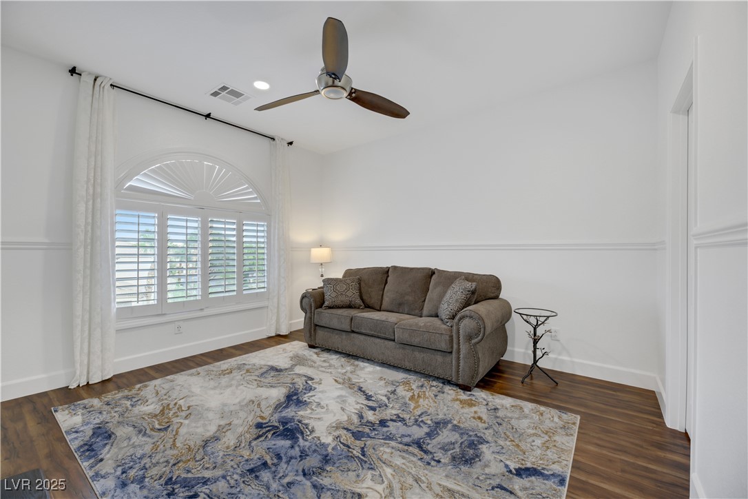 10779 Crown Court Property Photo 35