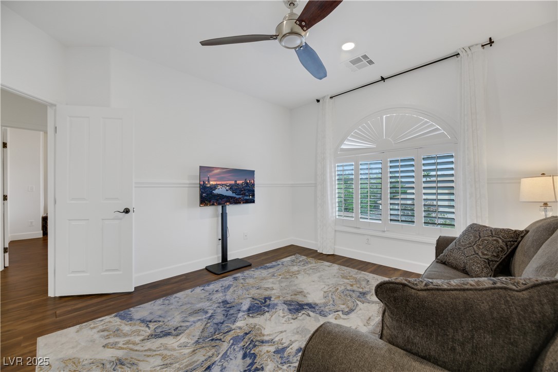 10779 Crown Court Property Photo 36