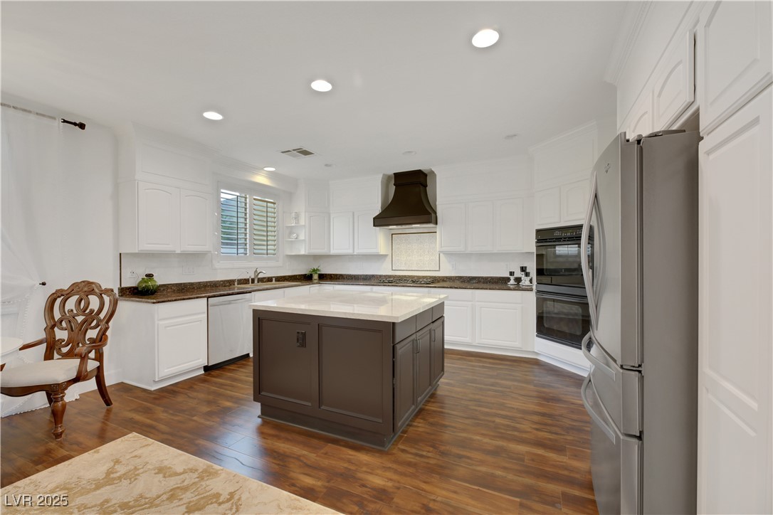 10779 Crown Court Property Photo 62