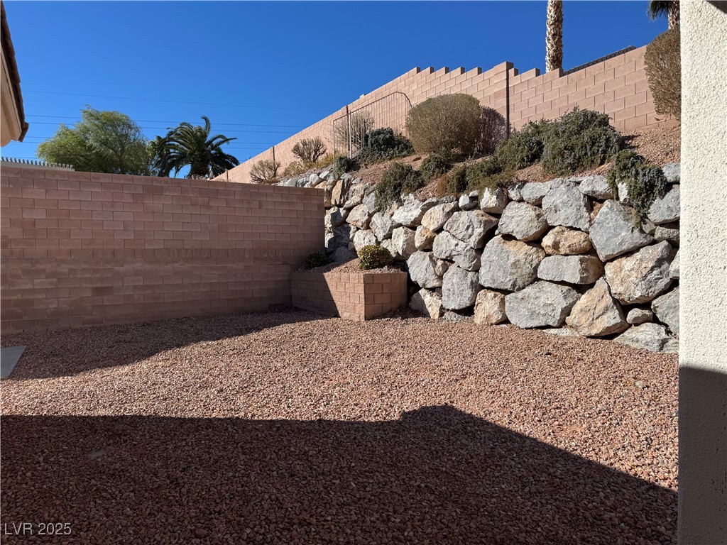 684 Blue Lake Court Property Photo 24