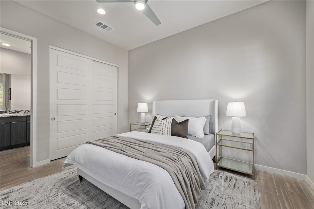 30 Hilltop Crest Street Property Photo 8