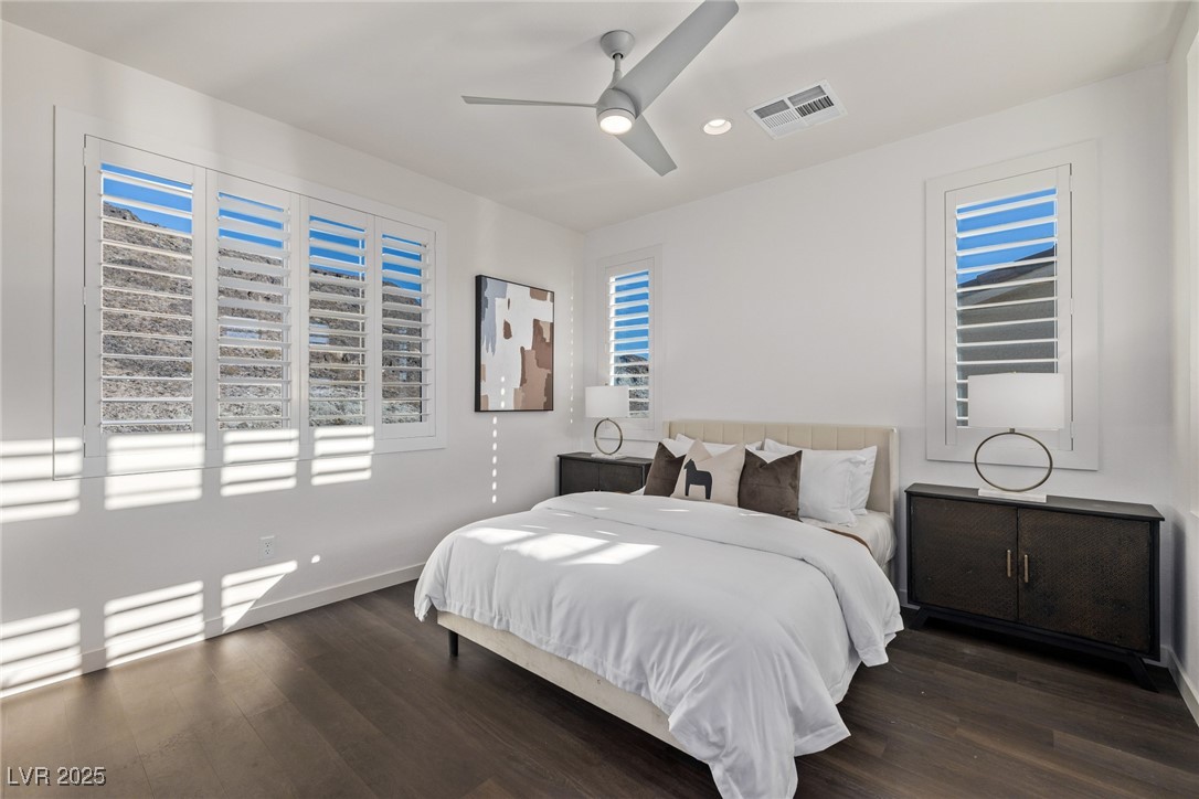 30 Hilltop Crest Street Property Photo 12