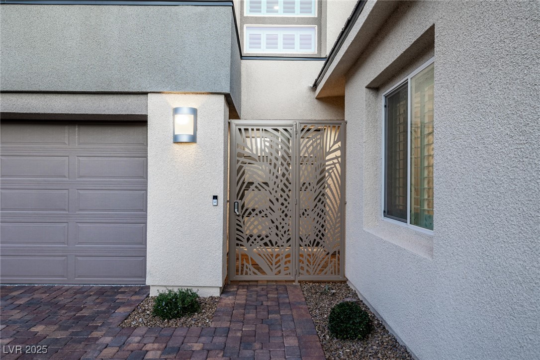 30 Hilltop Crest Street Property Photo 21