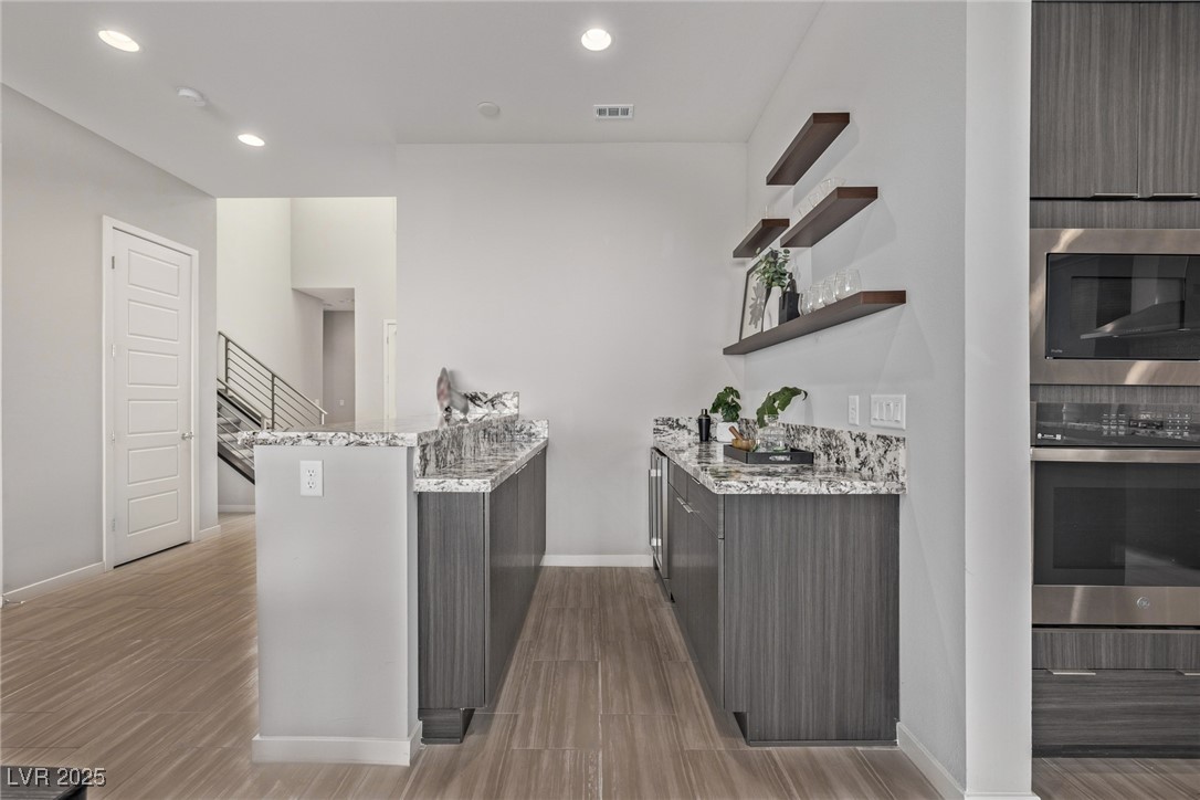 30 Hilltop Crest Street Property Photo 32