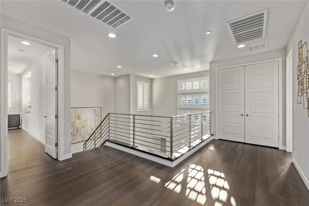30 Hilltop Crest Street Property Photo 51