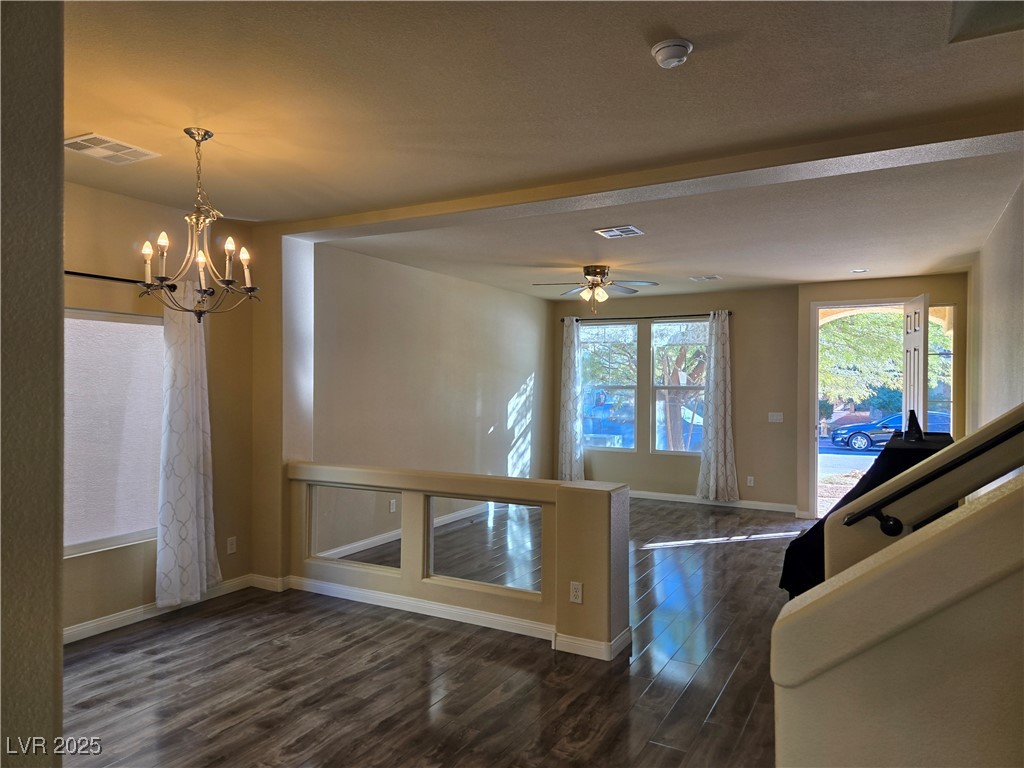 6538 Creekside Cellars Court Property Photo 8