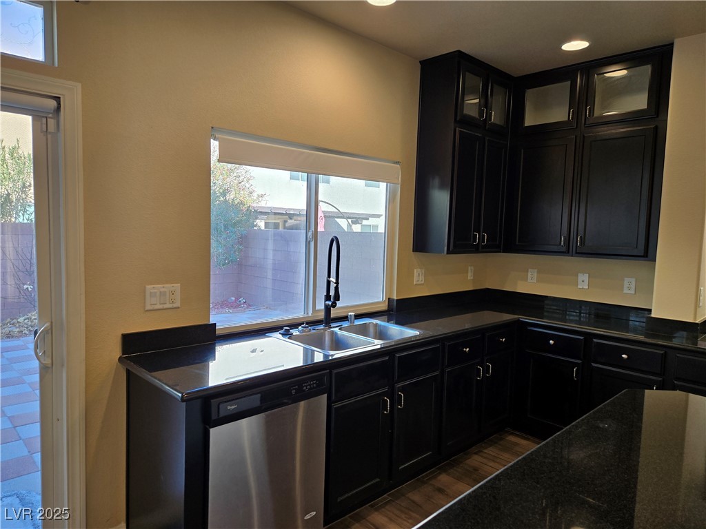 6538 Creekside Cellars Court Property Photo 11