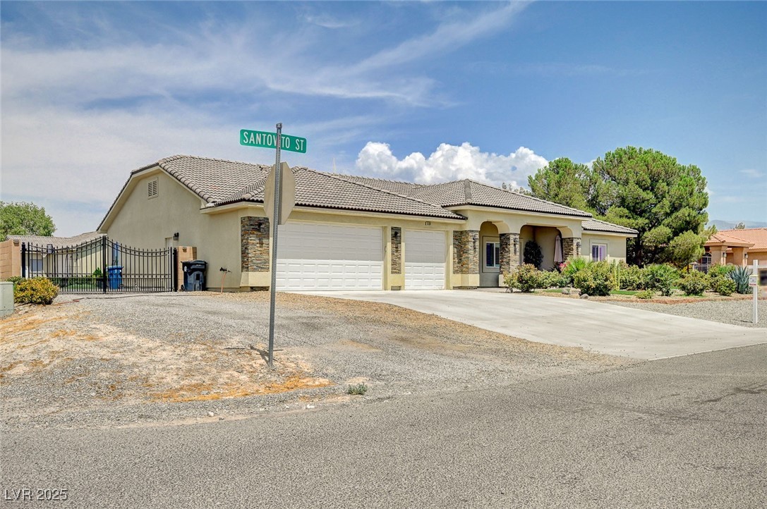 5500 Santovito Street Property Photo 3