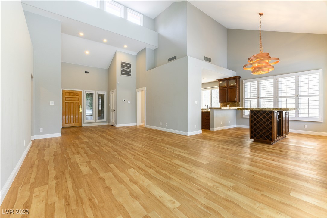 7909 Rio Rico Drive Property Photo 10