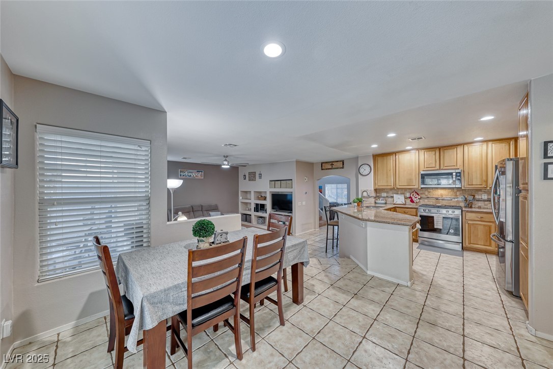 8125 Caramel Gorge Court Property Photo 10