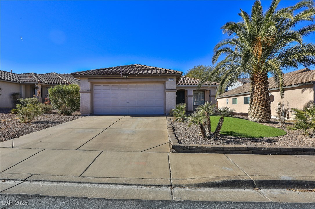 167 White Butte Street Property Photo 2