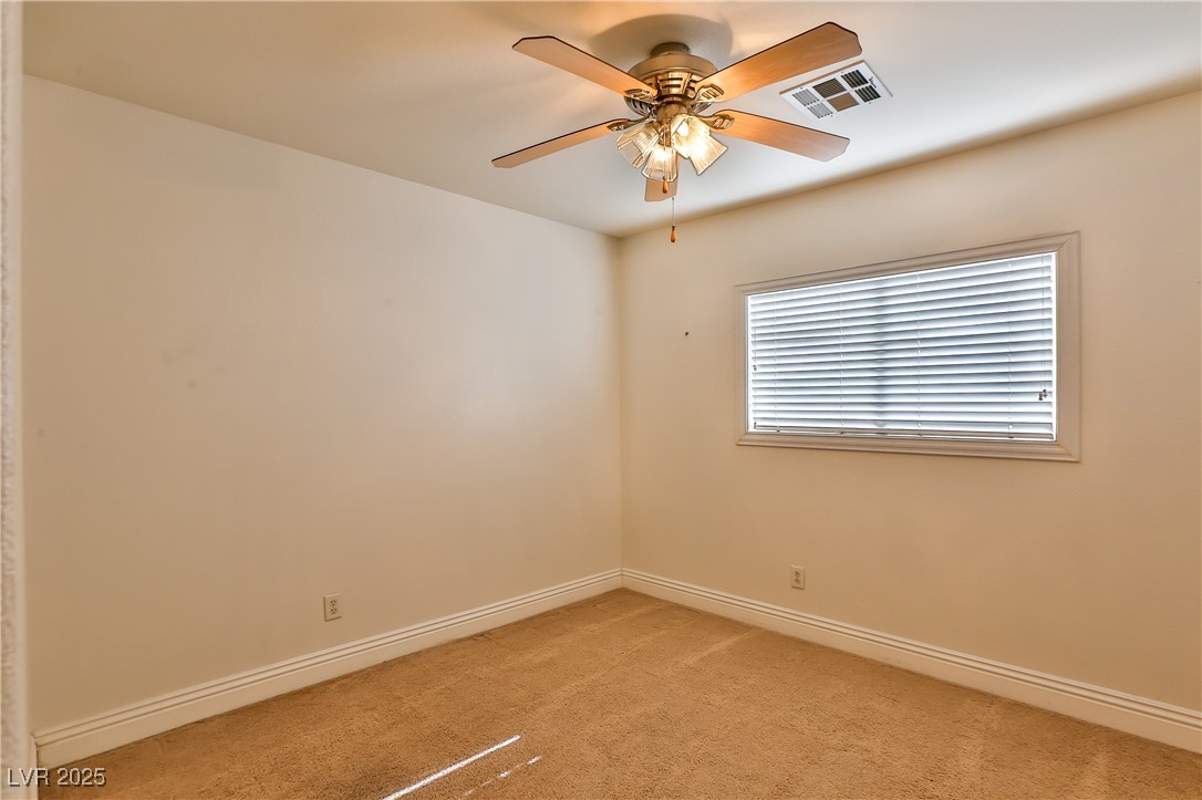 167 White Butte Street Property Photo 12
