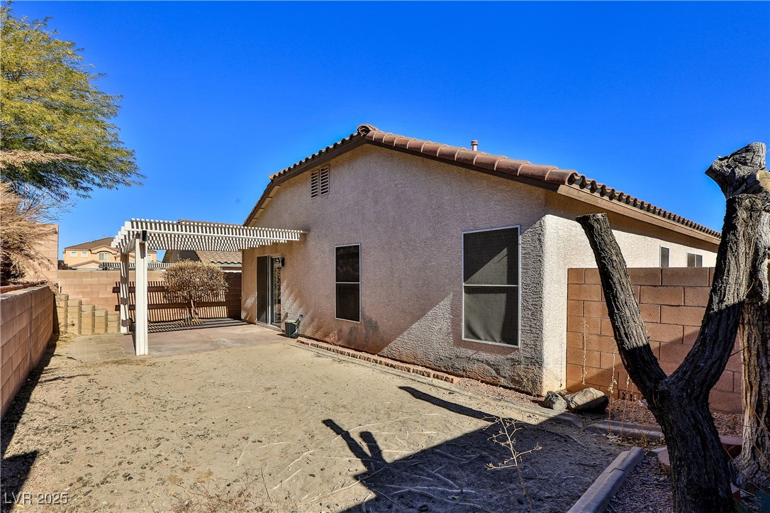 167 White Butte Street Property Photo 14