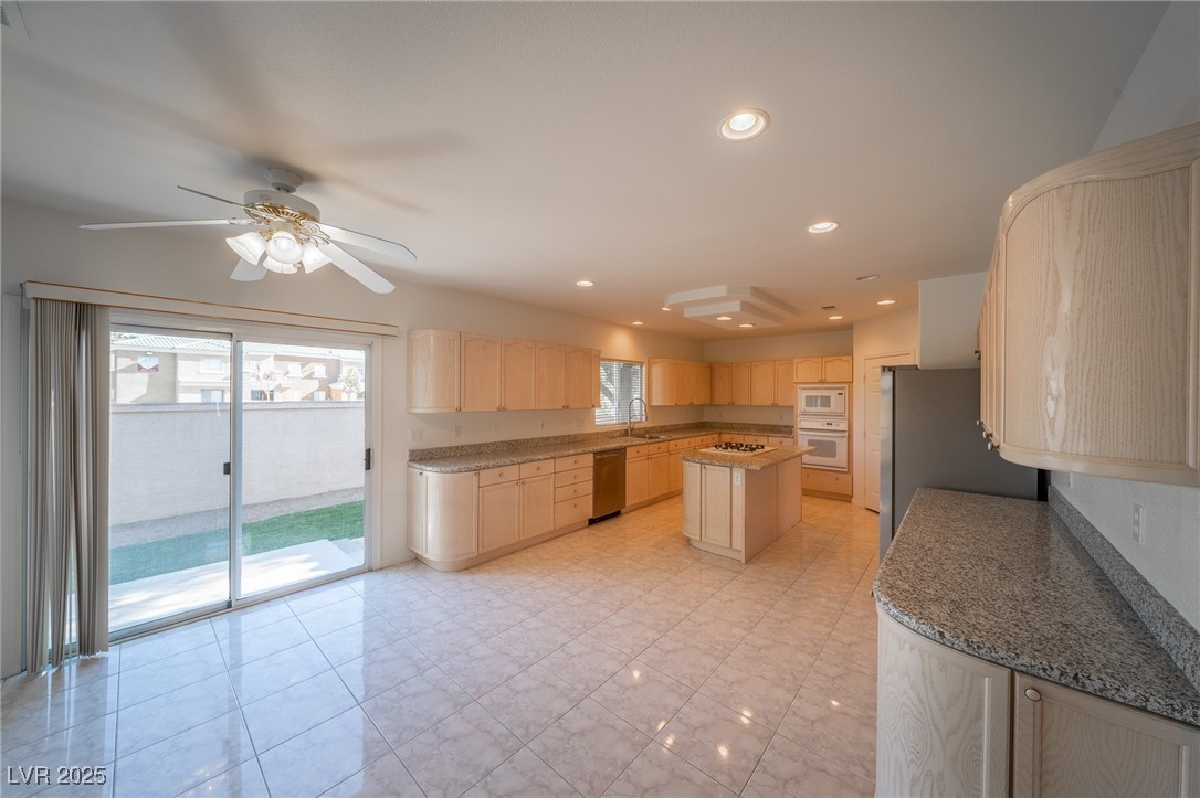 4654 Stuttgart Street Property Photo 11
