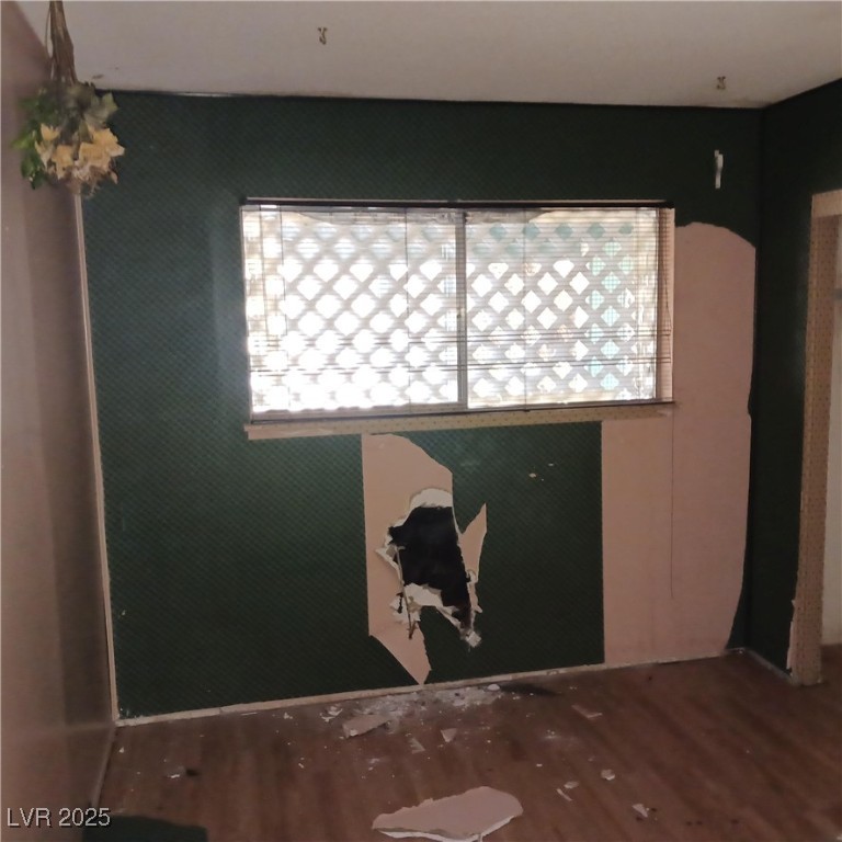 2612 Cabot Street Property Photo 15