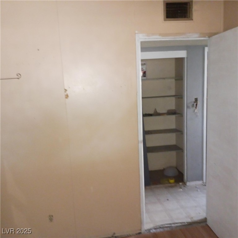 2612 Cabot Street Property Photo 16