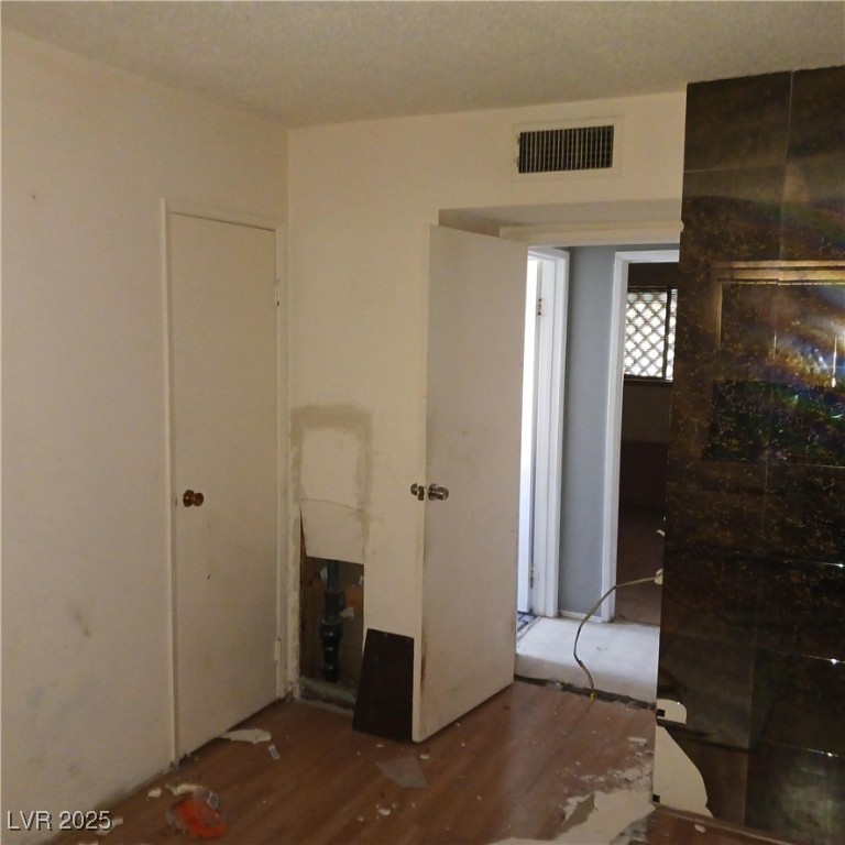 2612 Cabot Street Property Photo 21