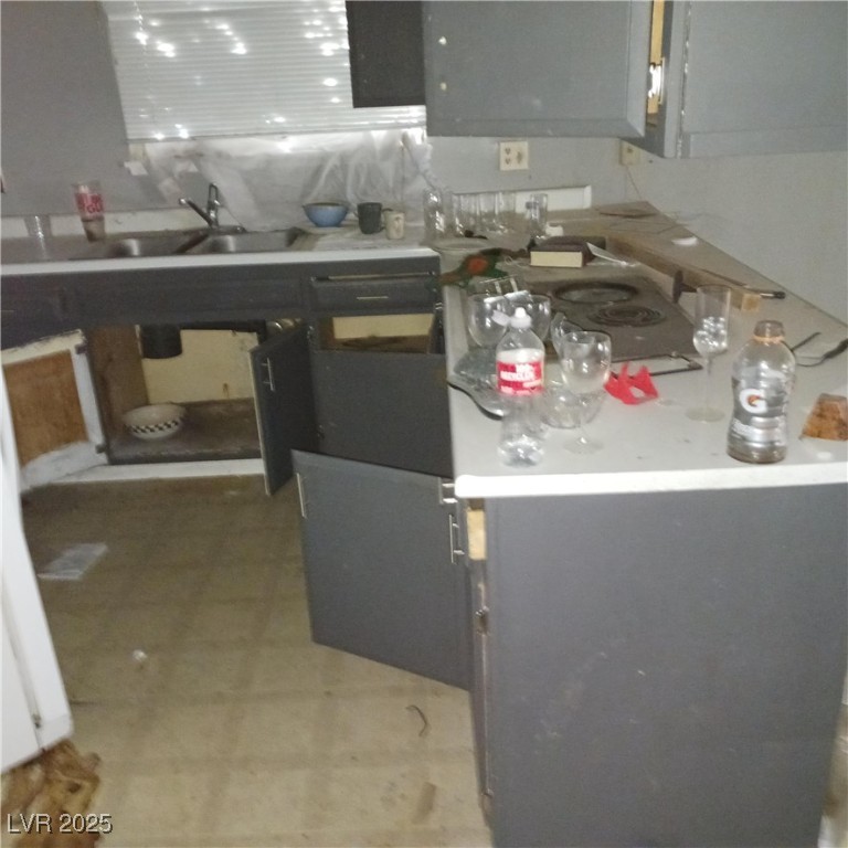 2612 Cabot Street Property Photo 25
