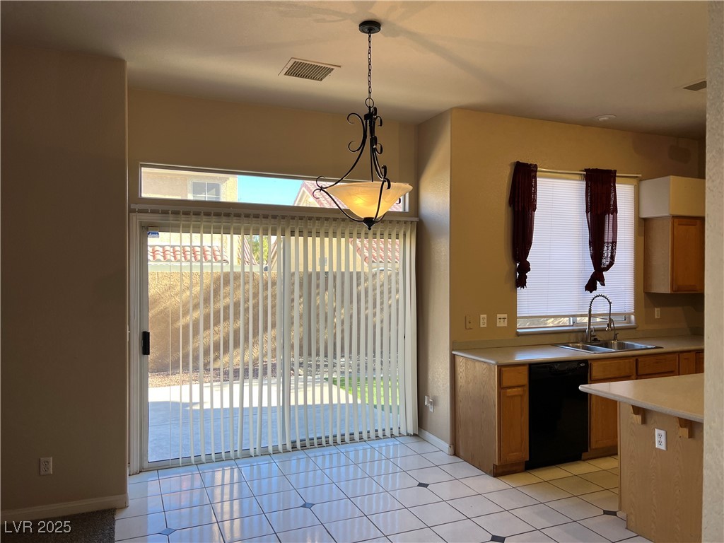 8804 Stafford Springs Drive Property Photo 11