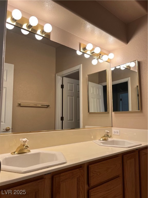 8804 Stafford Springs Drive Property Photo 30