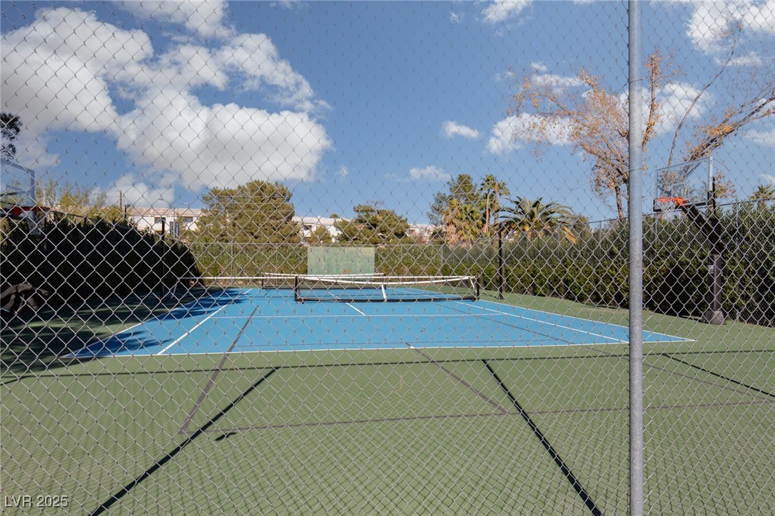 1889 Avacado Court Property Photo 28
