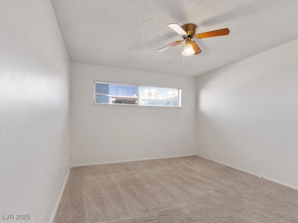 350 East Desert Inn Road H208 Property Photo 14