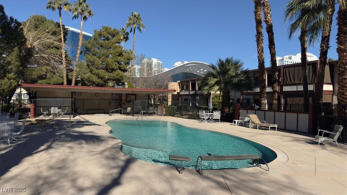 350 East Desert Inn Road H208 Property Photo 26