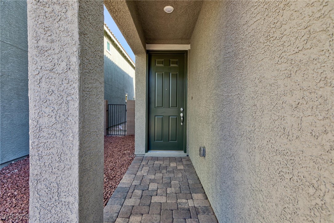 6640 Bowery Street Property Photo 4