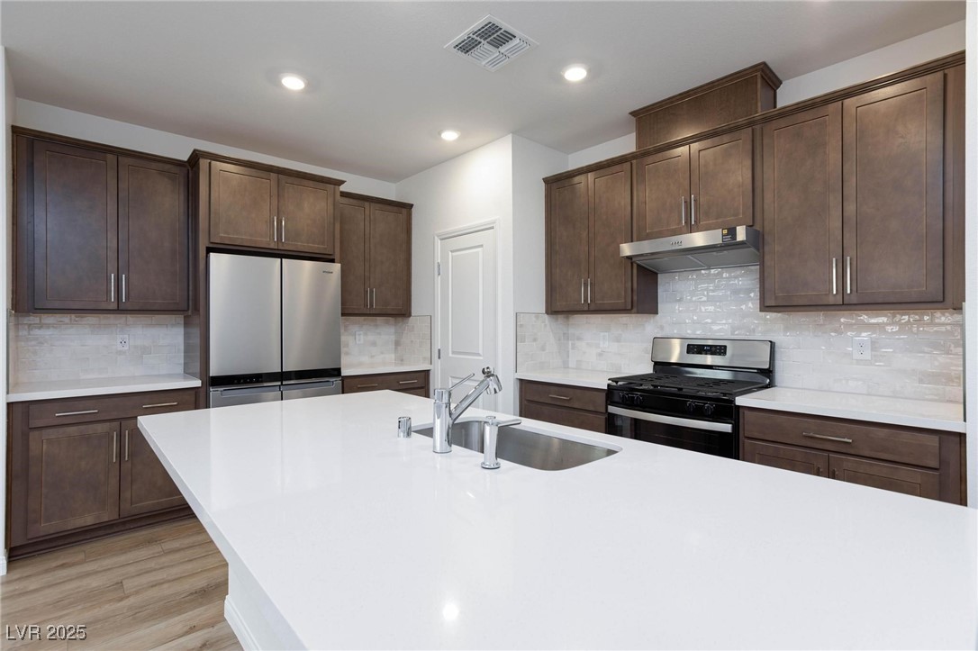 6640 Bowery Street Property Photo 12