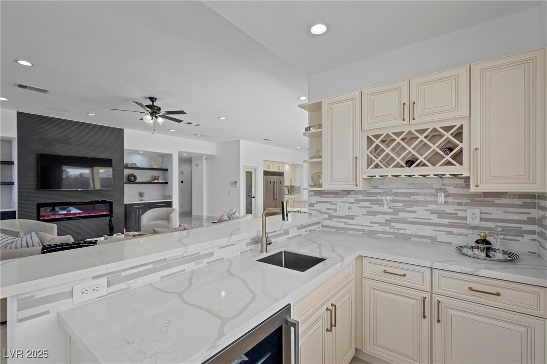9523 Castillana Court Property Photo 21