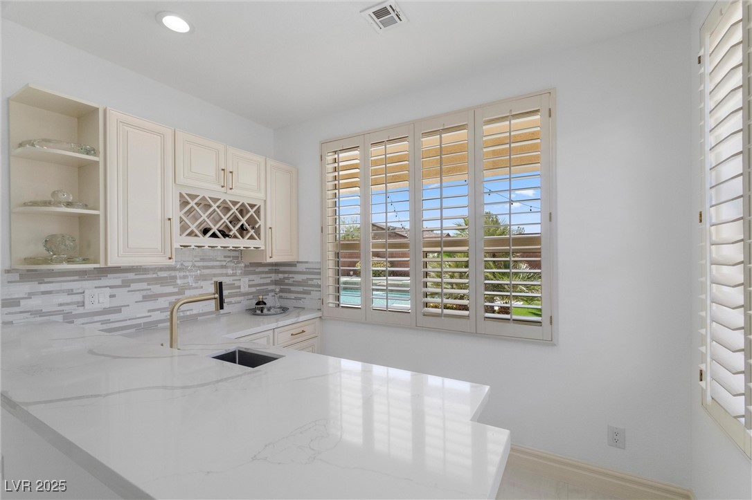 9523 Castillana Court Property Photo 22