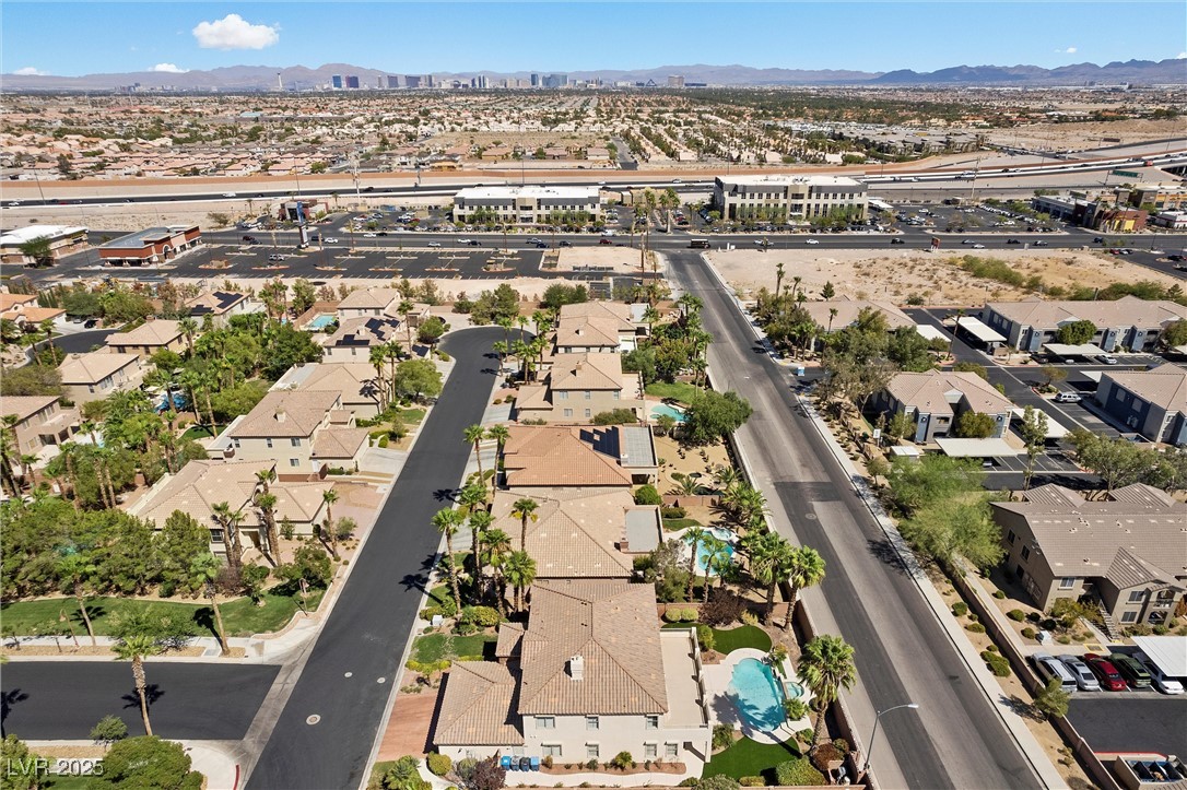 9523 Castillana Court Property Photo 70