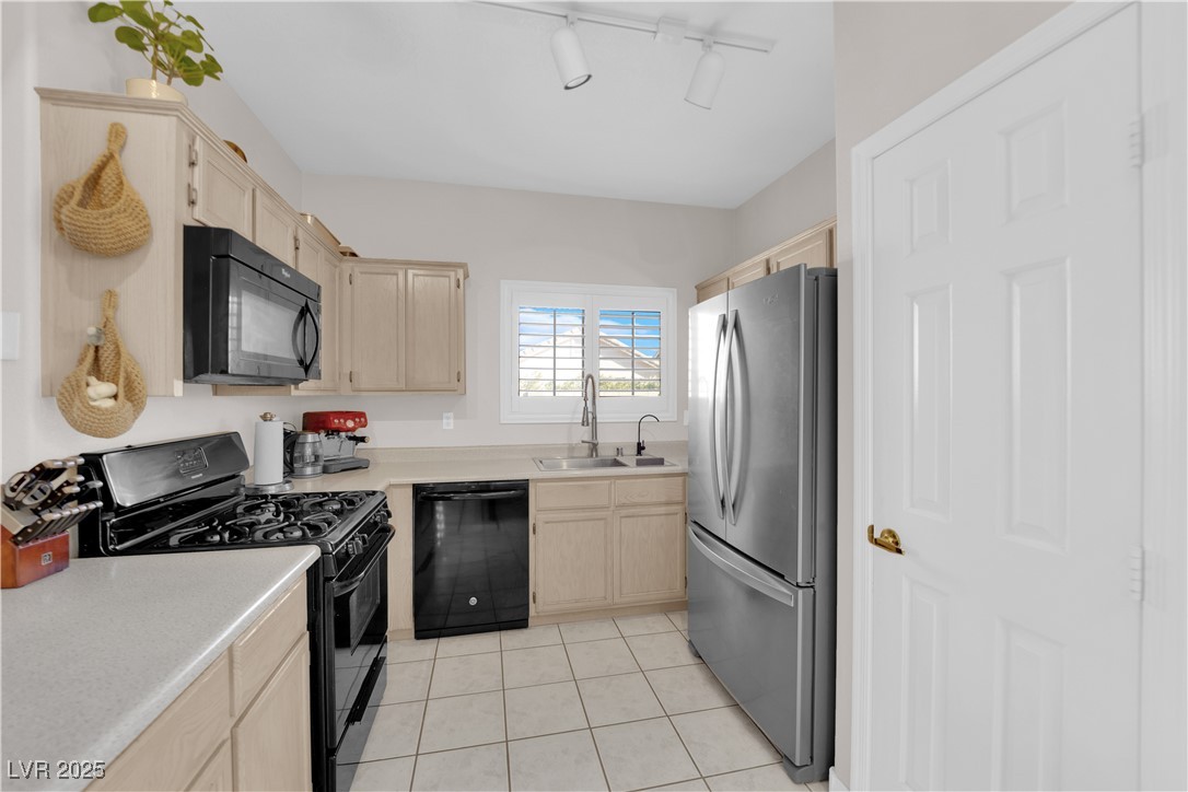 3236 Mystic Ridge Court Property Photo 18