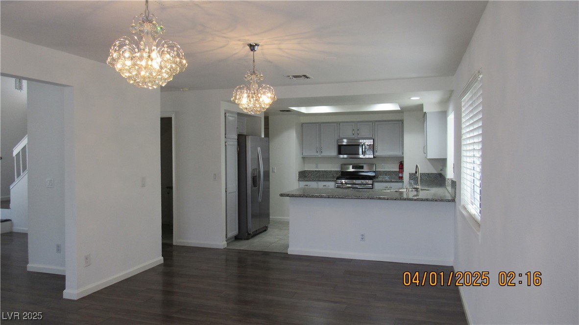8416 Shore Breeze Drive Property Photo 14