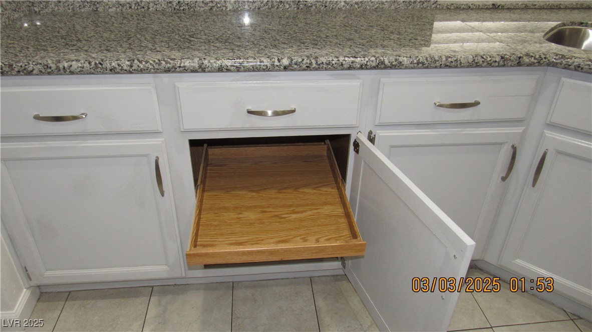 8416 Shore Breeze Drive Property Photo 44