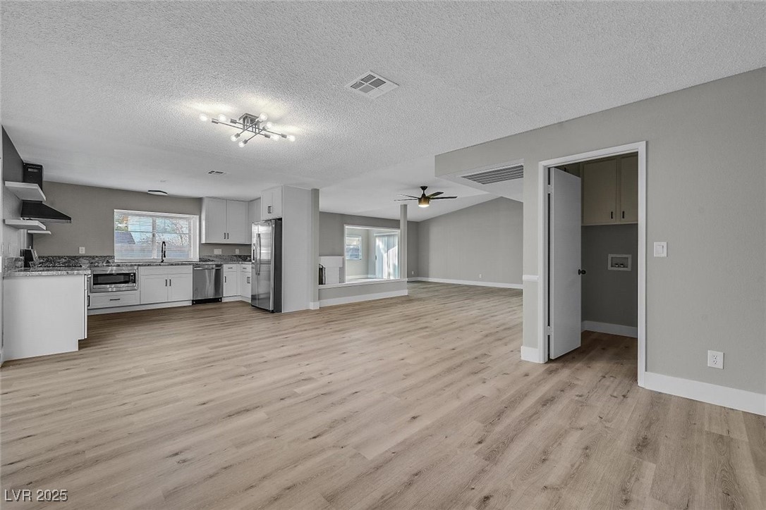 3849 Boca Chica Avenue Property Photo 10