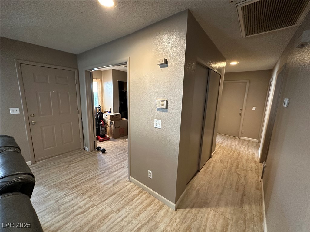 2148 Pebble Creek Lane Property Photo 17