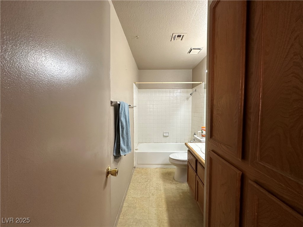 2148 Pebble Creek Lane Property Photo 19
