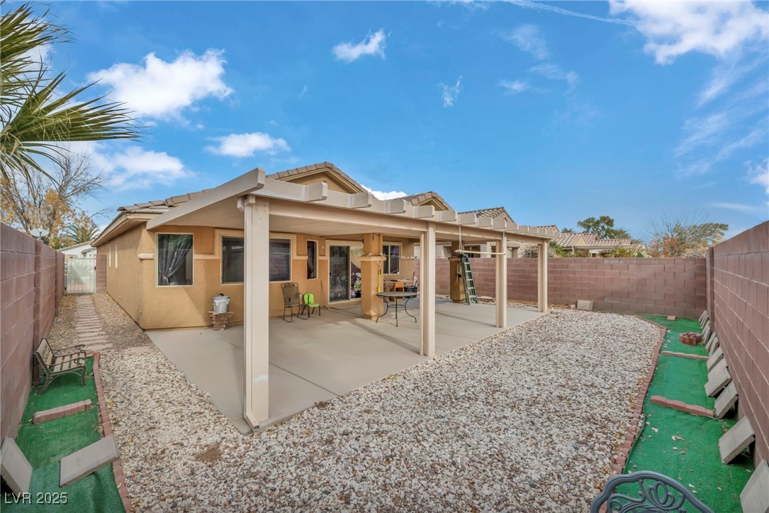 5697 Crowbush Cove Place Property Photo 6