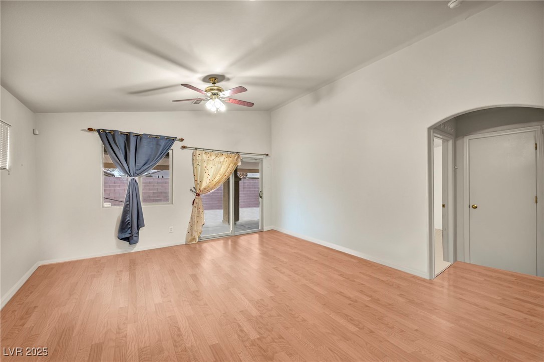 5697 Crowbush Cove Place Property Photo 10